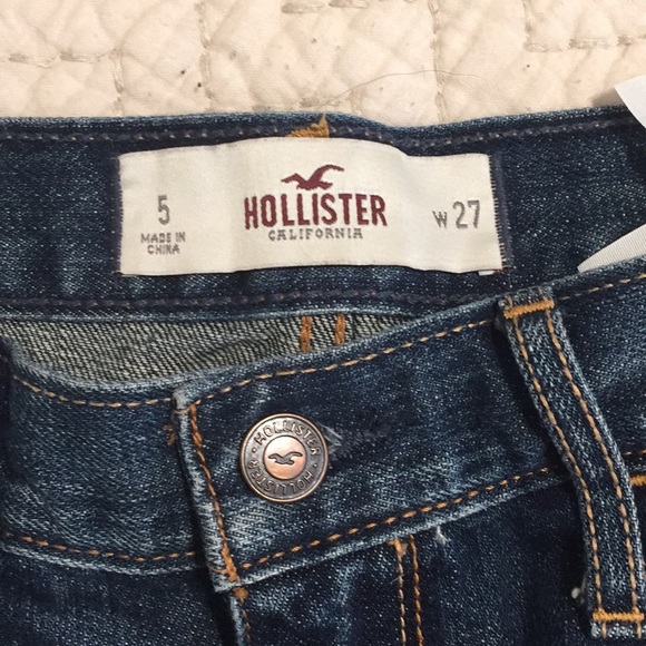 Hollister Shorts: Denim. Size 27 - Picture 4 of 4